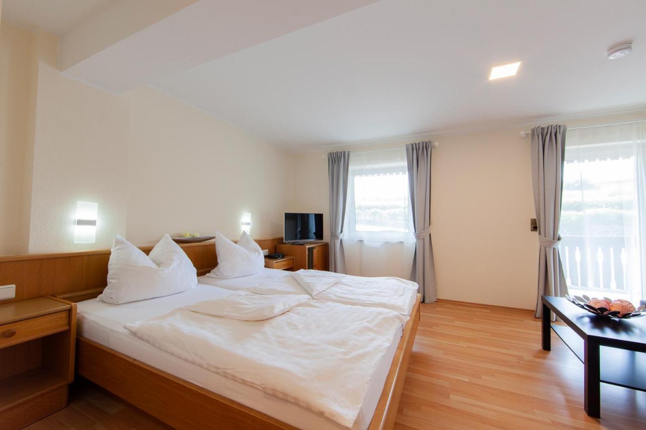 Appartementhaus Eifeladventures Berlingen Luaran gambar